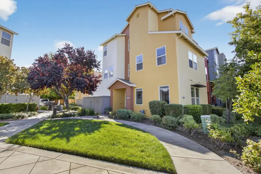 10854 Atherstone Drive, Rancho Cordova, CA 95670 - Image #2