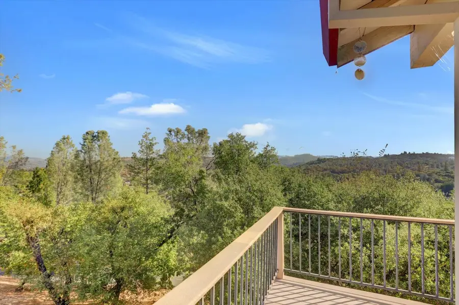 18467 Song Sparrow Court, Penn Valley, CA 95946 - Image #2