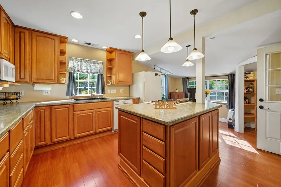 13006 Ridge Road, Grass Valley, CA 95945 - Image #2