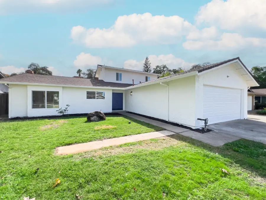 7606 Tierra Arbor Way, Sacramento, CA 95828 - Image #3