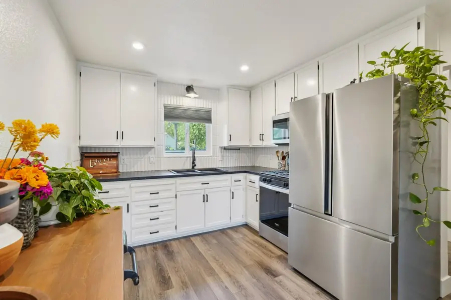 417 Douglas Boulevard, Roseville, CA 95678 - Image #2