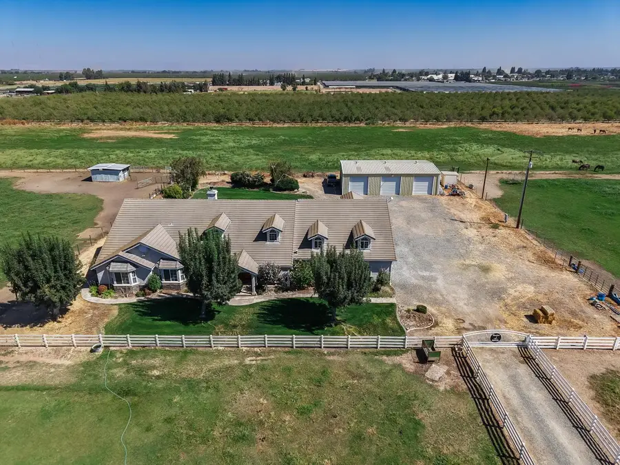 770 Merriam Road, Hickman, CA 95323 - #2