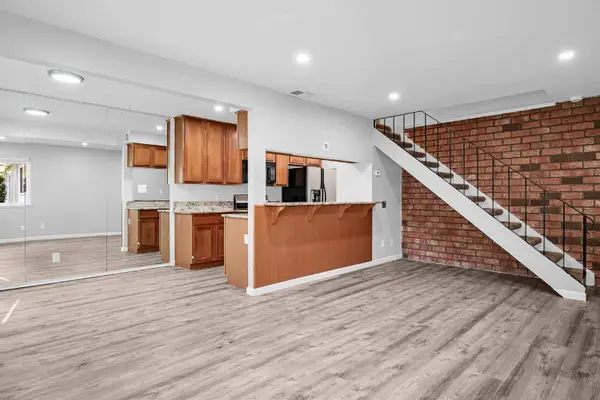 303 Harding Boulevard #2, Roseville, CA 95678