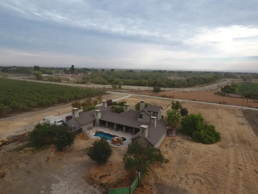 16719 Hickory Avenue, Patterson, CA 95363 - Image #2