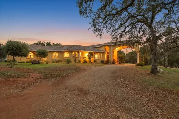 7070 Cross Star Trail, Loma Rica, CA 95901