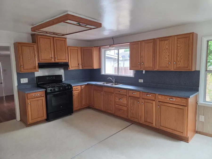 608 Union Street, Isleton, CA 95641 - Image #3