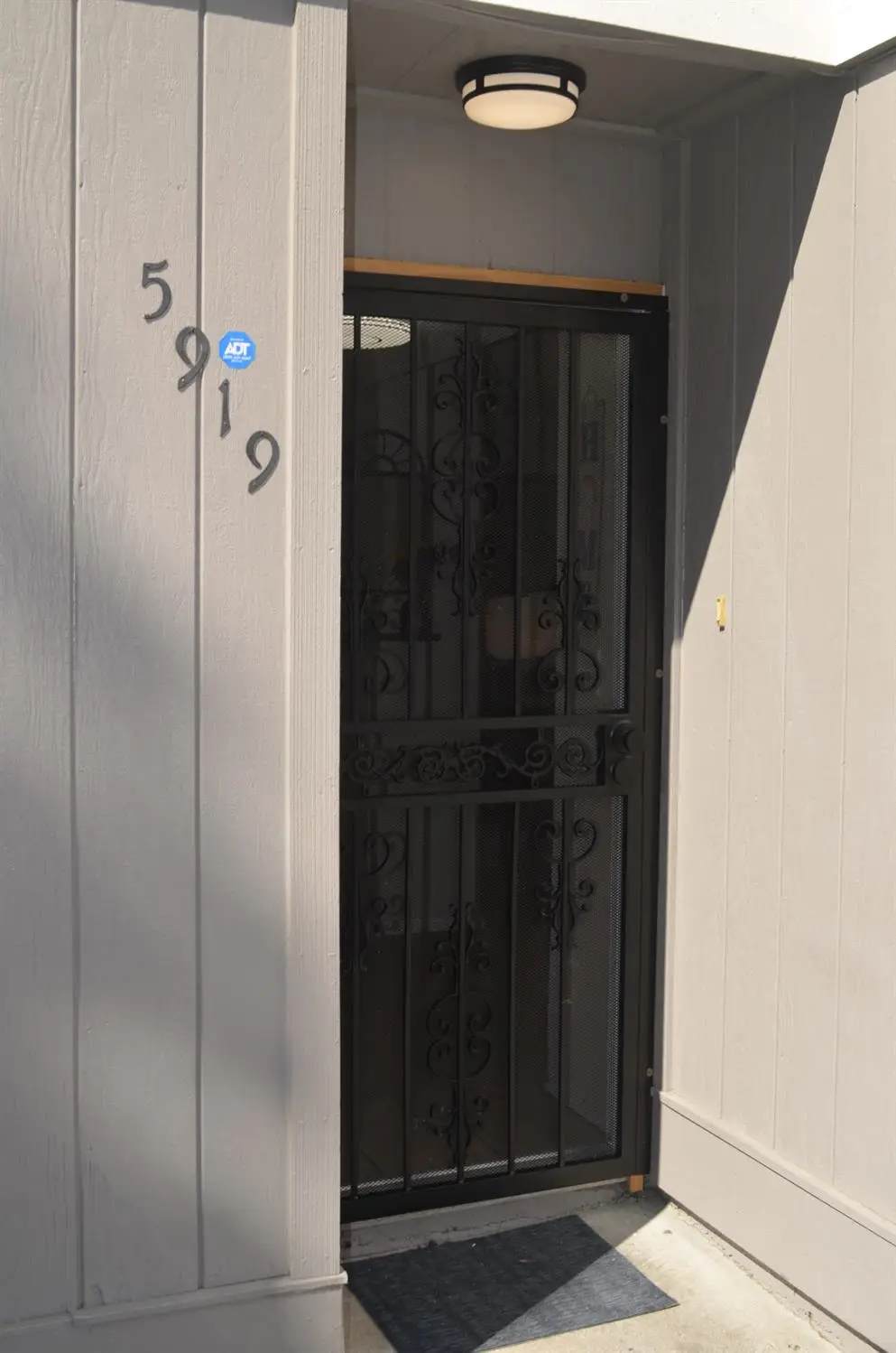 5919 Bamford Drive, Sacramento, CA 95823 - #1