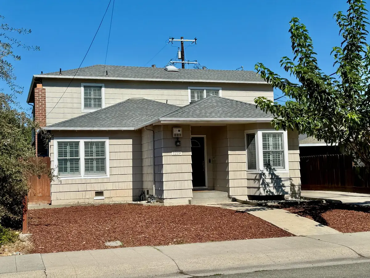 1219 S Tuxedo Avenue, Stockton, CA 95204 - Image #1