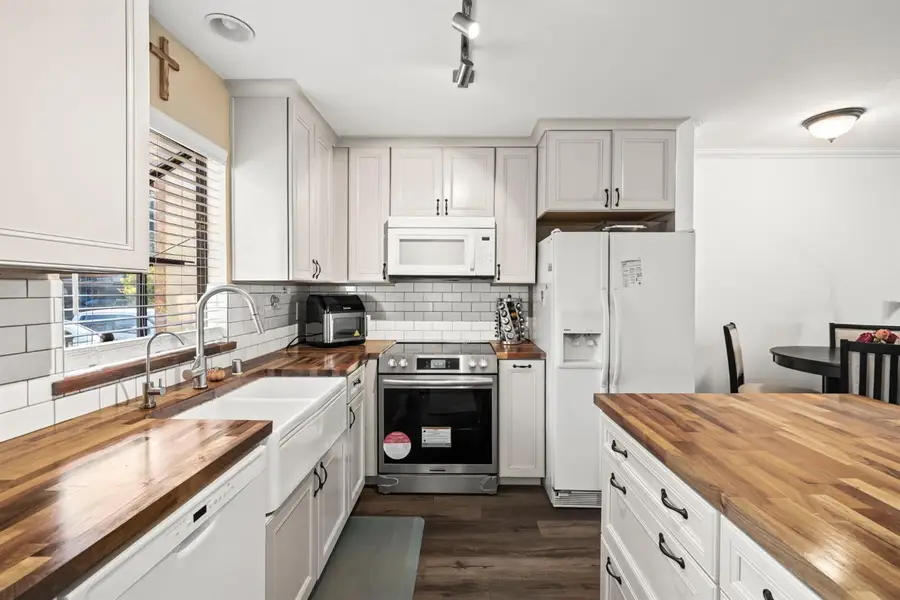 4291 Patterson Drive #17, Diamond Springs, CA 95619 - Image #3