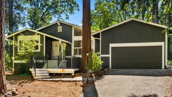 11854 Tree Top Circle, Nevada City, CA 95959