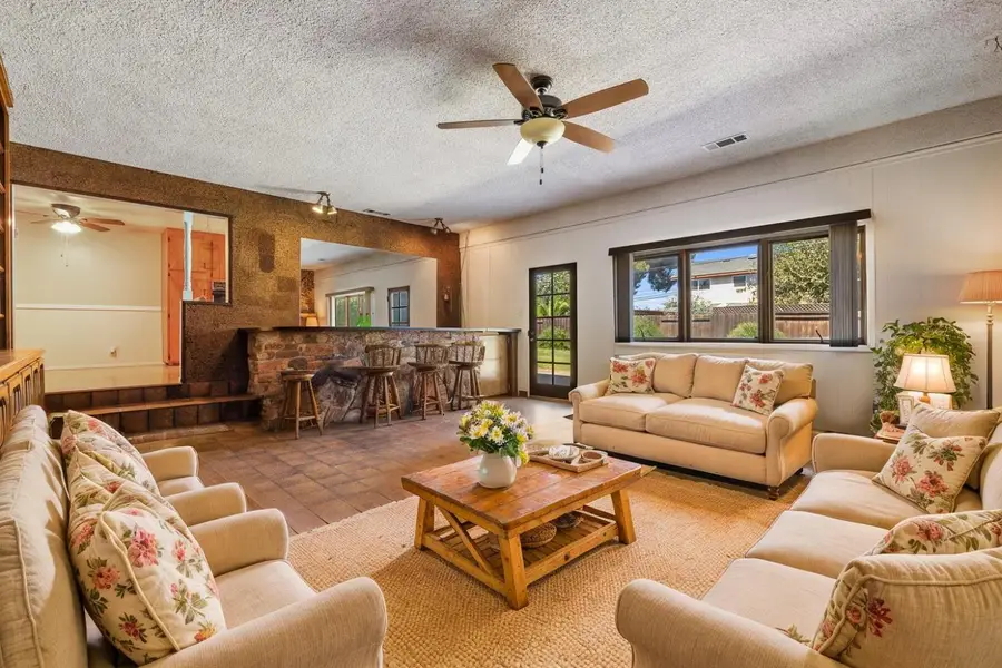 15735 Redondo Drive, Tracy, CA 95304 - Image #3