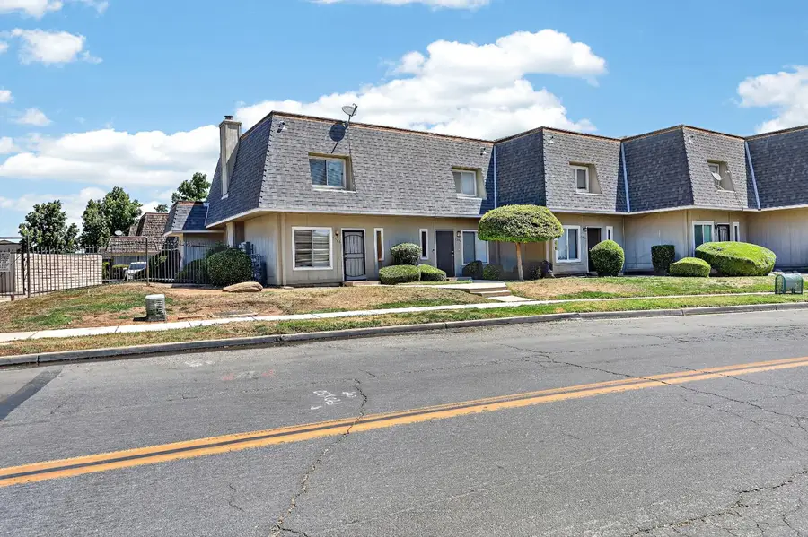 1646 W North Bear Creek Drive, Merced, CA 95348 - #2