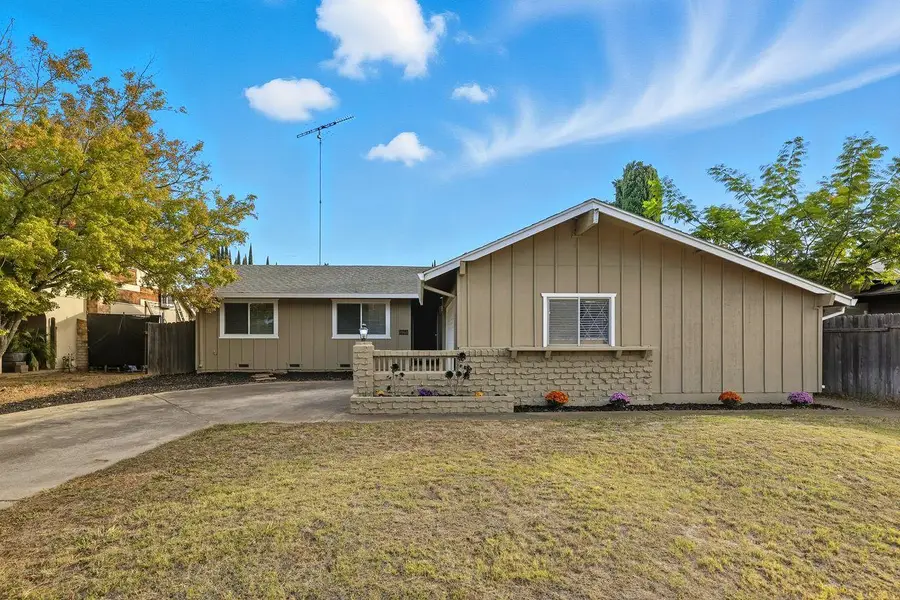 8964 Sutters Gold Drive, Sacramento, CA 95826 - Image #3