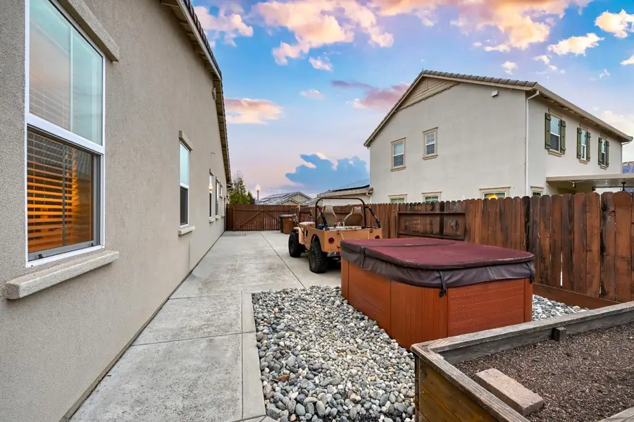 2925 Waxbill Lane, Lincoln, CA 95648 - Image #3