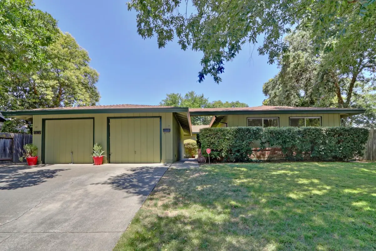 33 Simmons Way, Davis, CA 95616 - Image #1