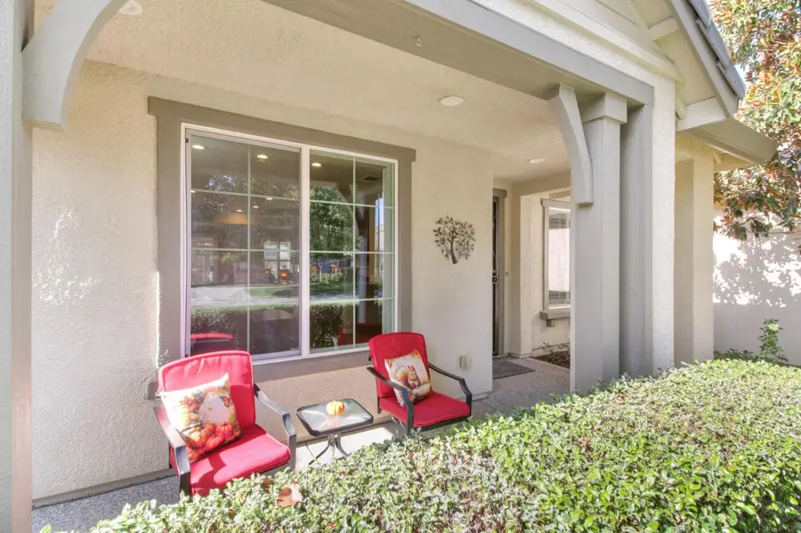 9590 Oakham Way, Elk Grove, CA 95757 - Image #3