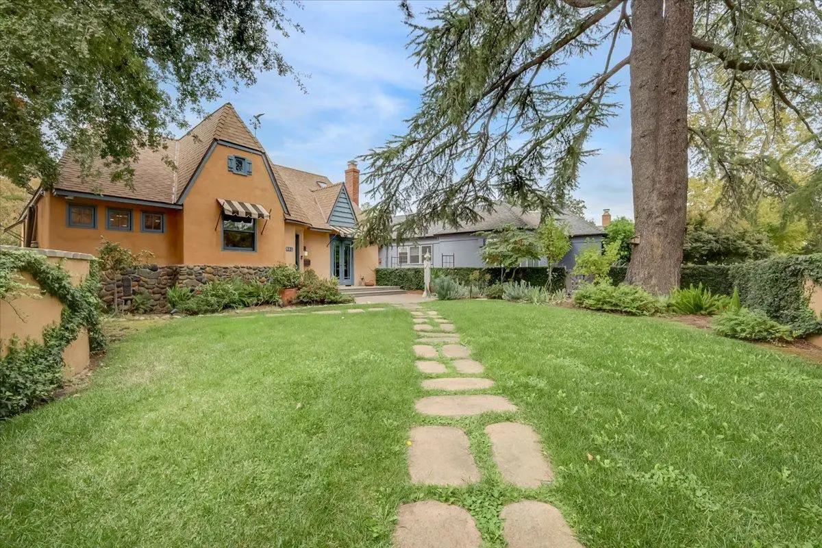 551 Southgate Road, Sacramento, CA 95815 - Image #1