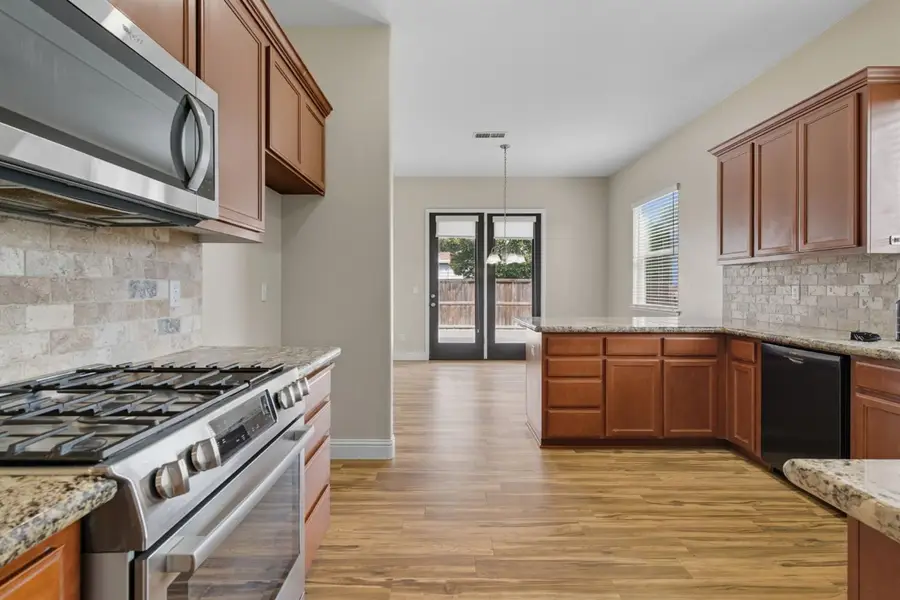 433 Travertine Drive, Ripon, CA 95366 - Image #3