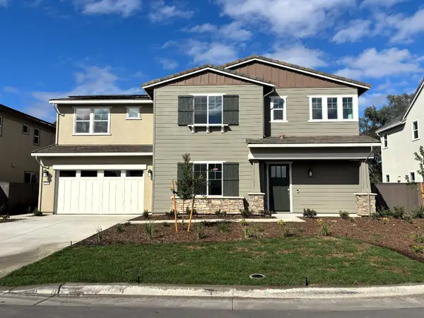 5740 Golden Pond Drive, Rocklin, CA 95677