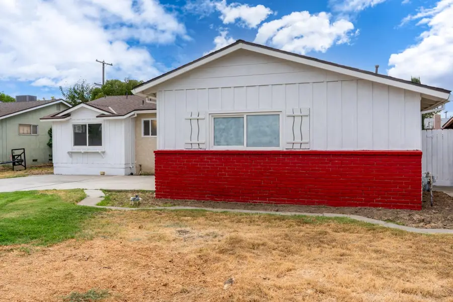 925 W J Street, Los Banos, CA 93635 - Image #2