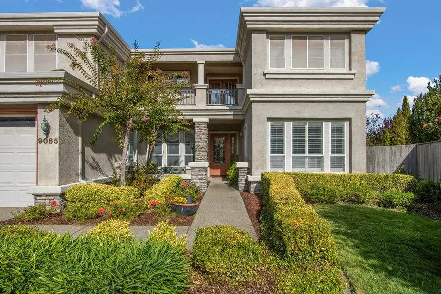 9085 Hangar Way, Fair Oaks, CA 95628 - Image #3