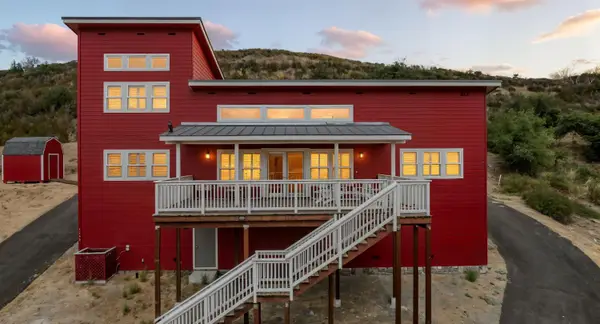 9166 Lakeside Drive, Mountain Ranch, CA 95246