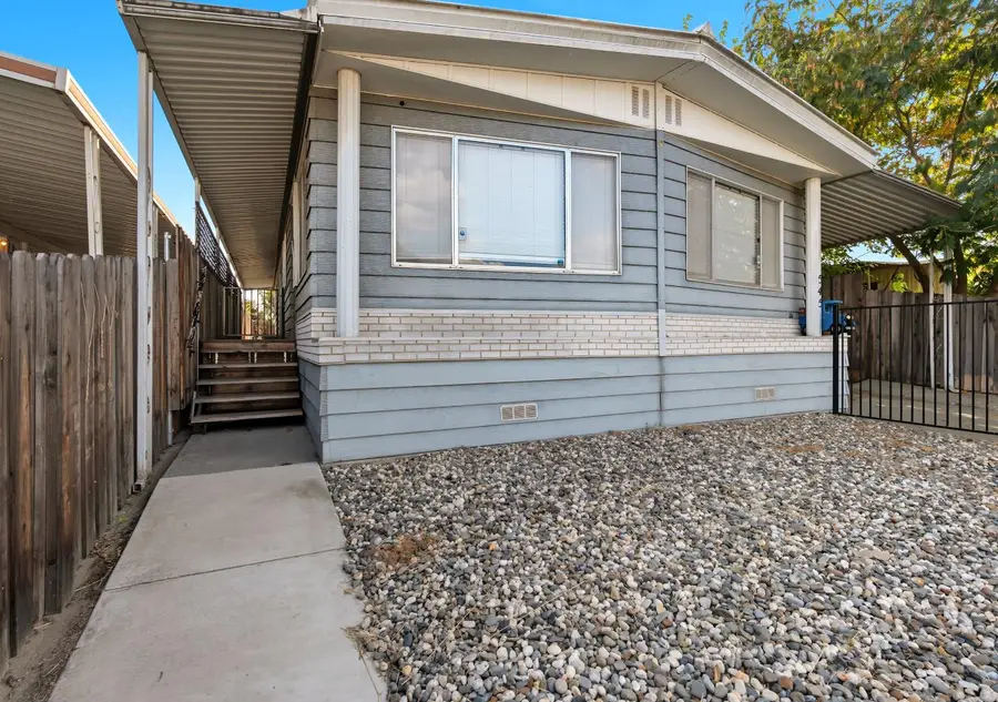 545 Vandenberg Circle, Roseville, CA 95747 - Image #3