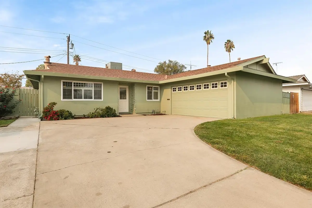 6916 Farmington Way, Sacramento, CA 95828 - Image #1