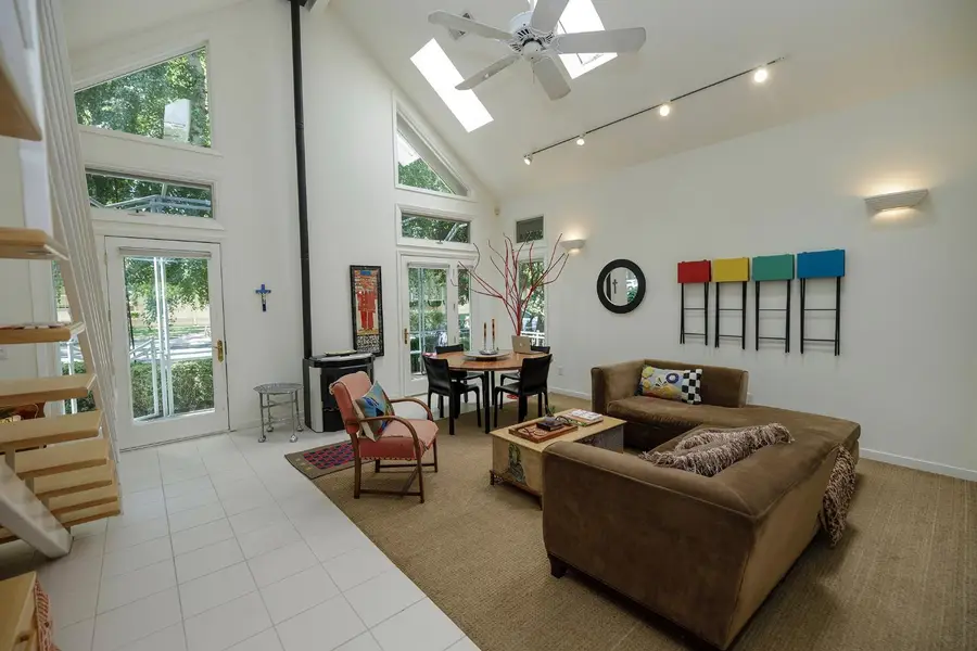 618 Brady Avenue, Modesto, CA 95354 - Image #3