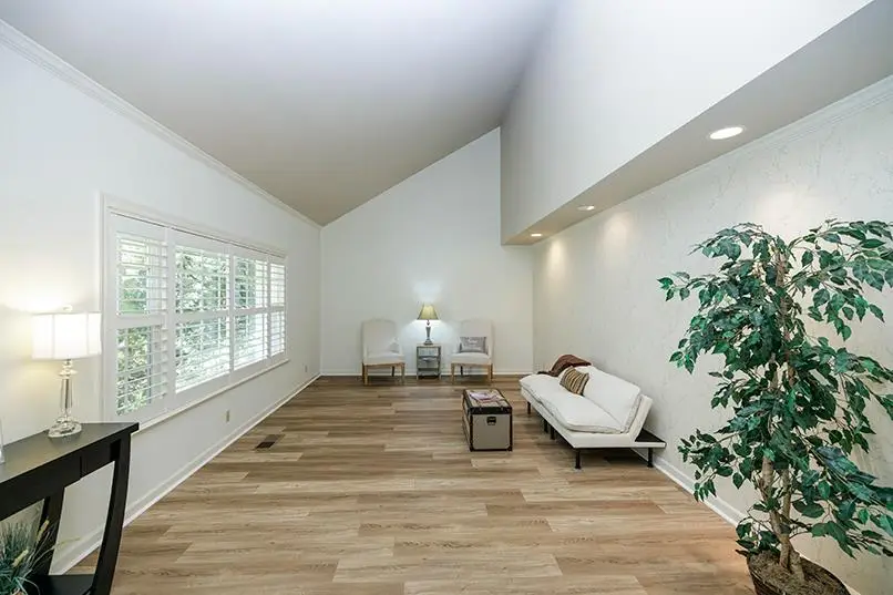 7004 Hillcrest Drive, Modesto, CA 95356 - Image #3