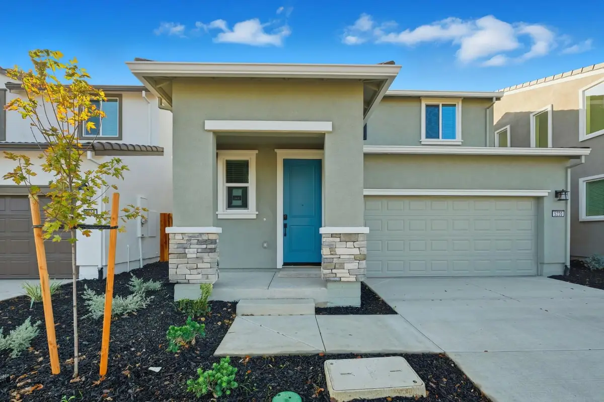 5220 El Paraiso Avenue, Sacramento, CA 95824 - Image #1