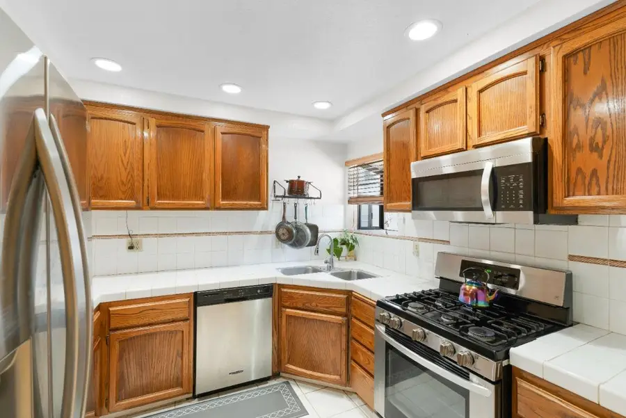 7417 Auburn Oaks Court #K, Citrus Heights, CA 95621 - Image #2