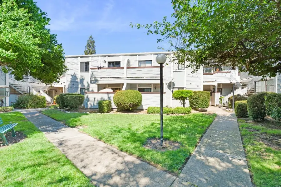 7417 Auburn Oaks Court #K, Citrus Heights, CA 95621 - Image #3