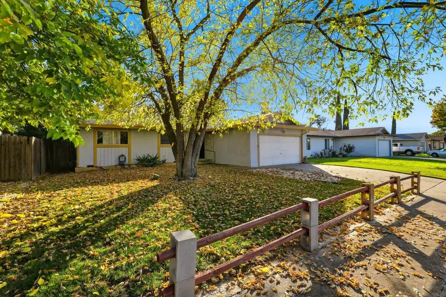 7948 Grandstaff Drive, Sacramento, CA 95823 - Image #3