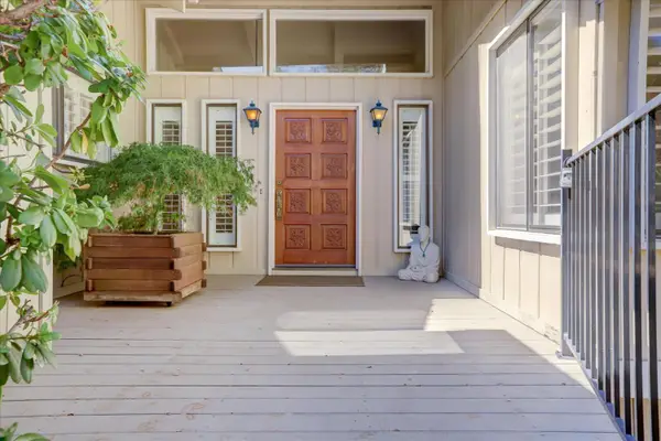 18367 Jayhawk Drive, Penn Valley, CA 95946