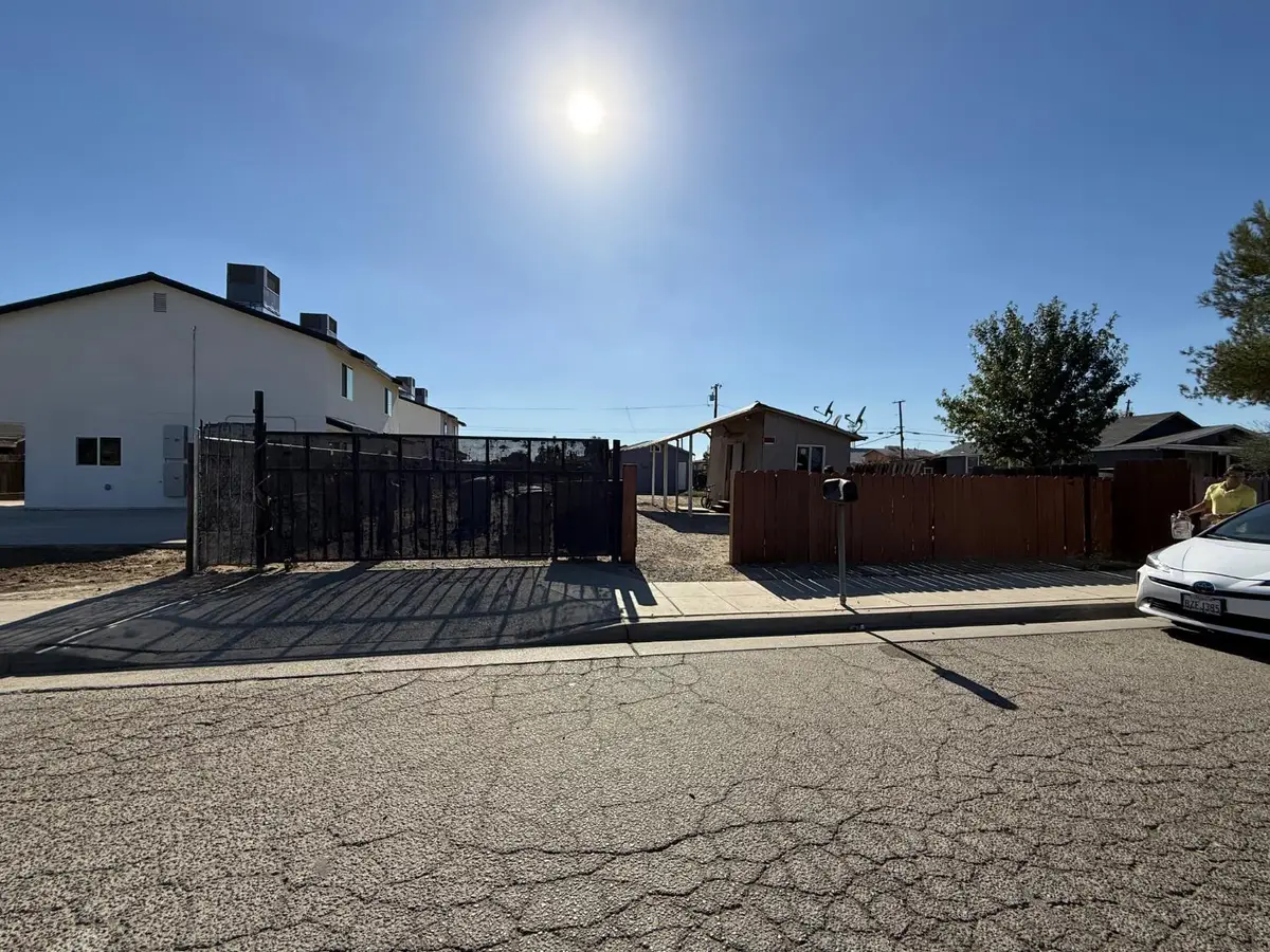 636 Lolita, Mendota, CA 93640 - Image #1