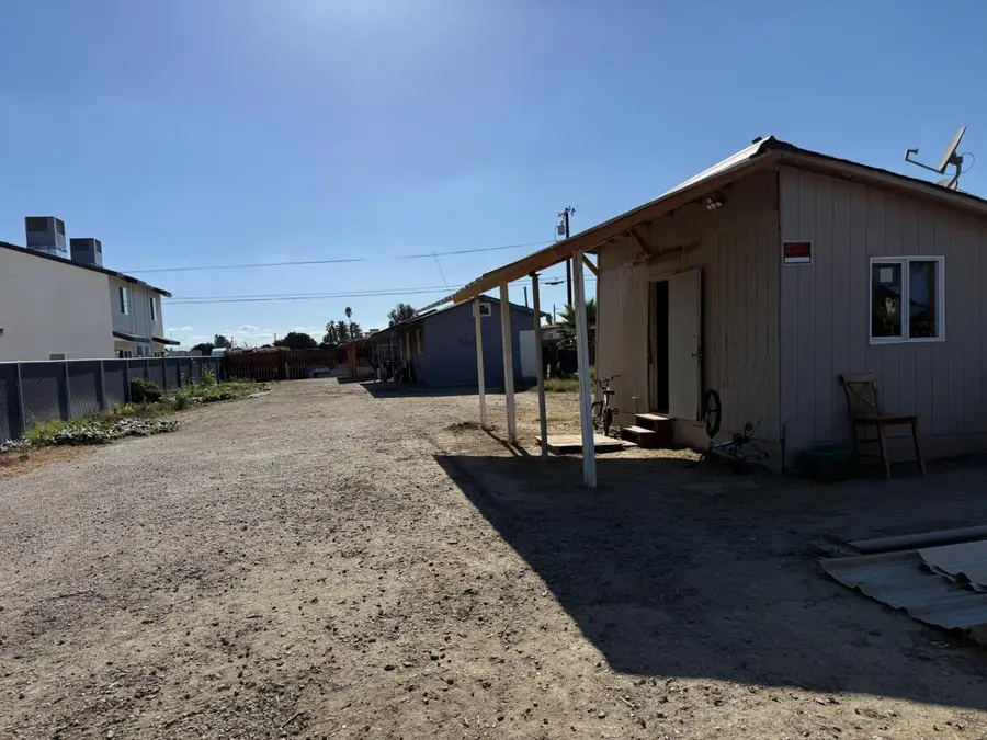 636 Lolita, Mendota, CA 93640 - Image #3