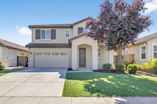 4868 Ammolite Way, Elk Grove, CA 95757