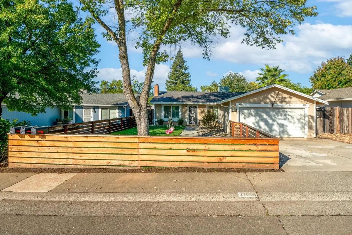 7504 Wooddale Way, Citrus Heights, CA 95610 - Image #1