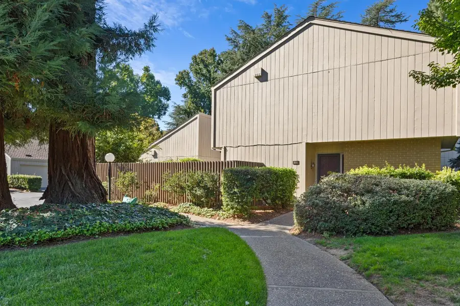 816 Elmhurst Circle, Sacramento, CA 95825 - Image #3