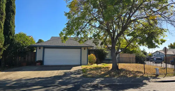 8266 Summer Sunset Drive, Sacramento, CA 95828