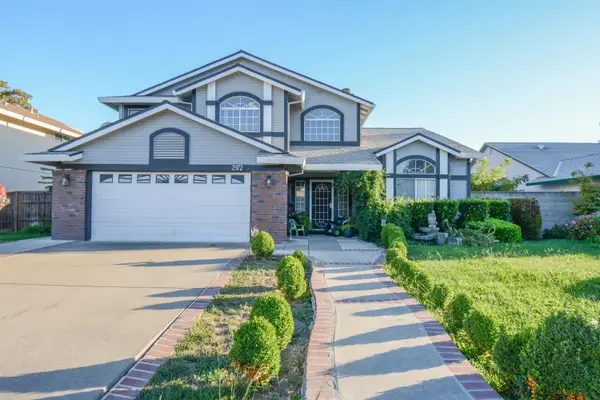 2972 Violet Drive, West Sacramento, CA 95691