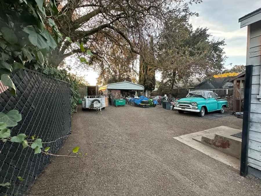 833 S Sinclair Avenue, Stockton, CA 95215 - Image #3