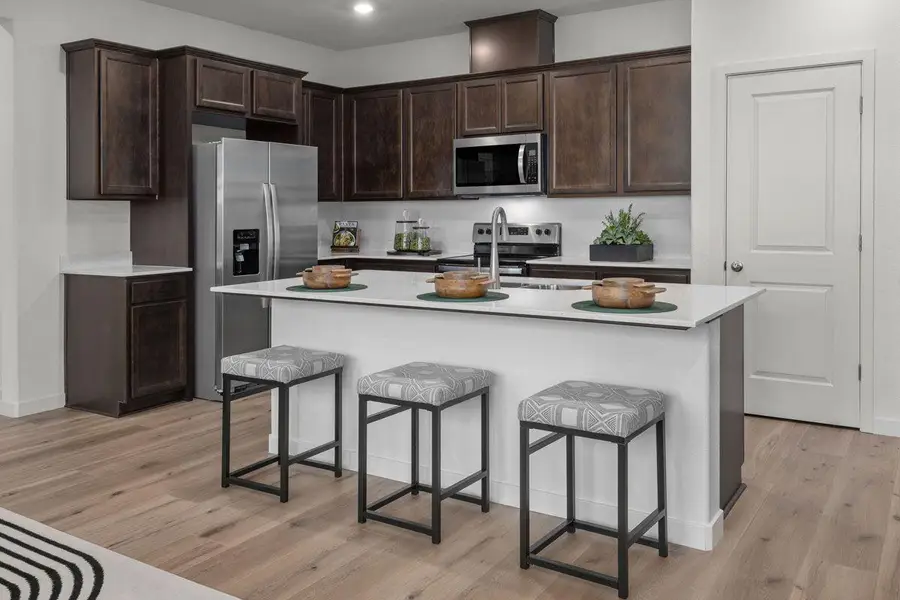 10296 Garmont Way, Elk Grove, CA 95757 - Image #2