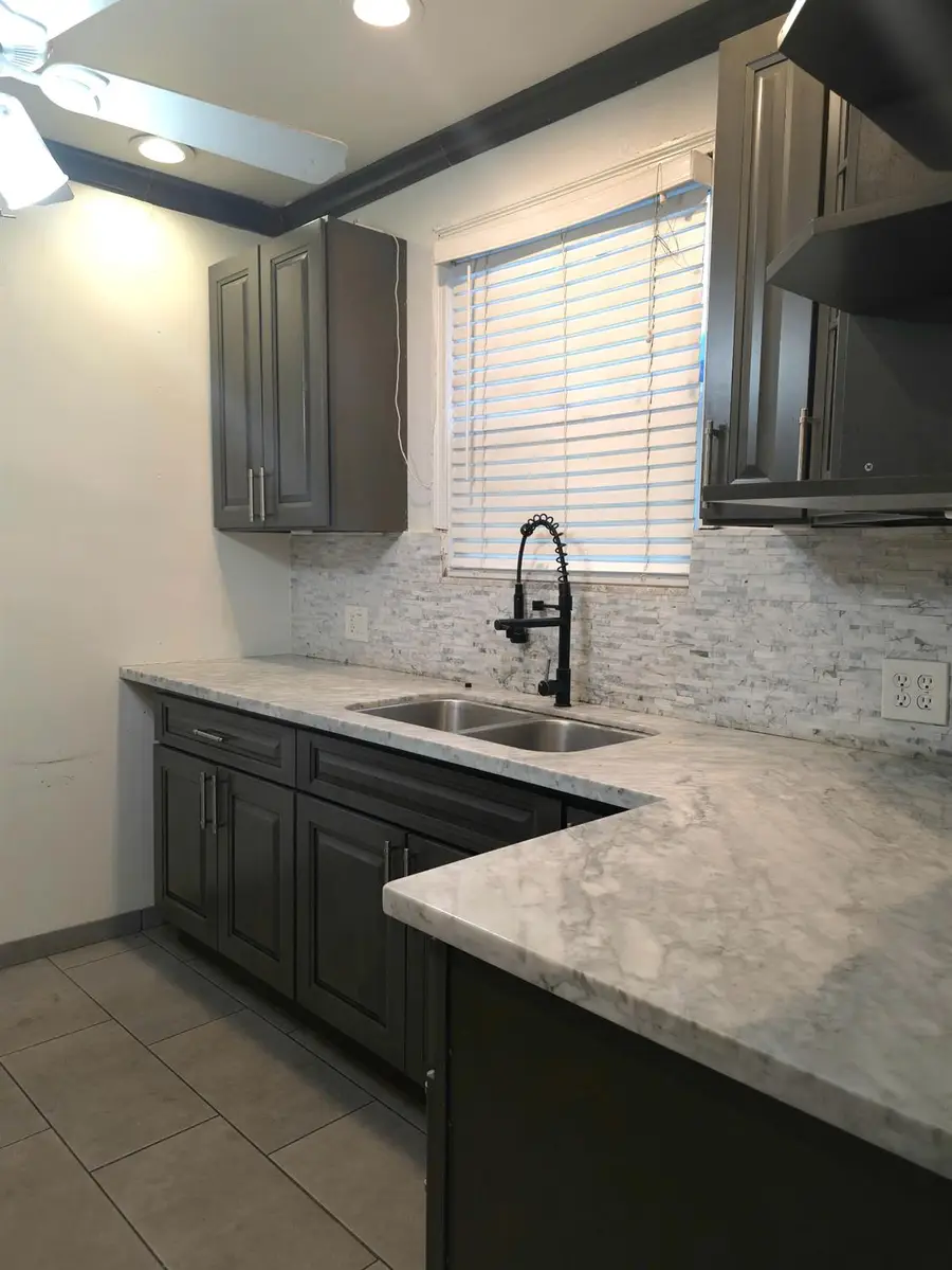 1751 Sycamore Avenue, Stockton, CA 95205 - Image #2