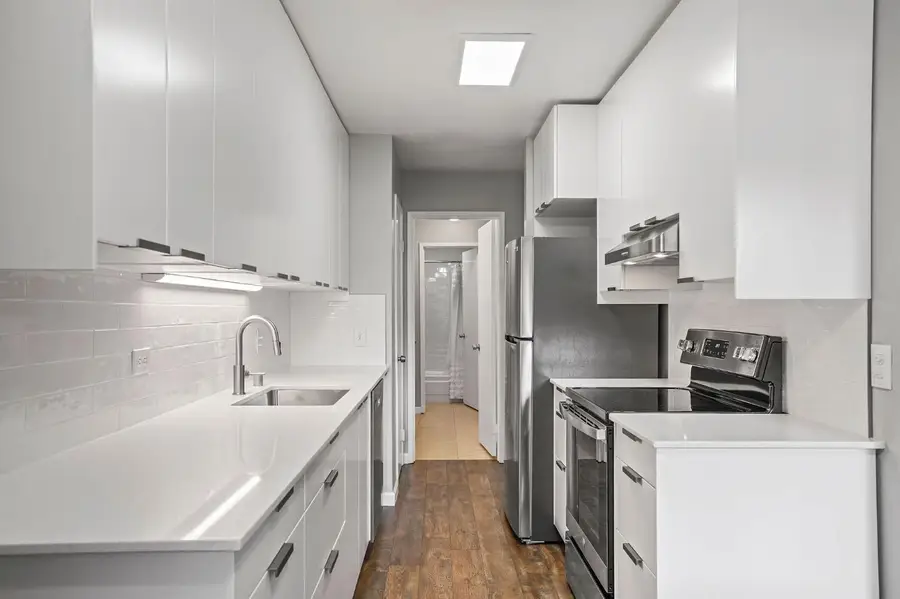 2201 Woodside Lane #10, Sacramento, CA 95825 - Image #2