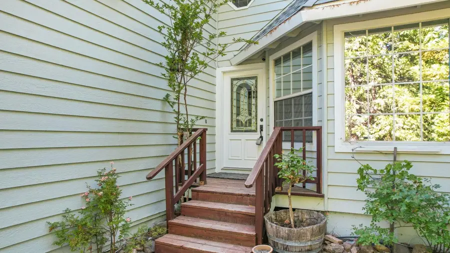 1071 Dogwood Drive, Murphys, CA 95247 - Image #3