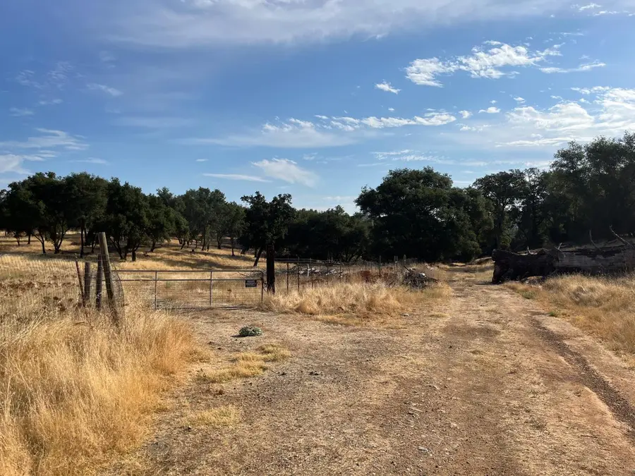 29600 Mccourtney Road, Wheatland, CA 95692 - Image #3