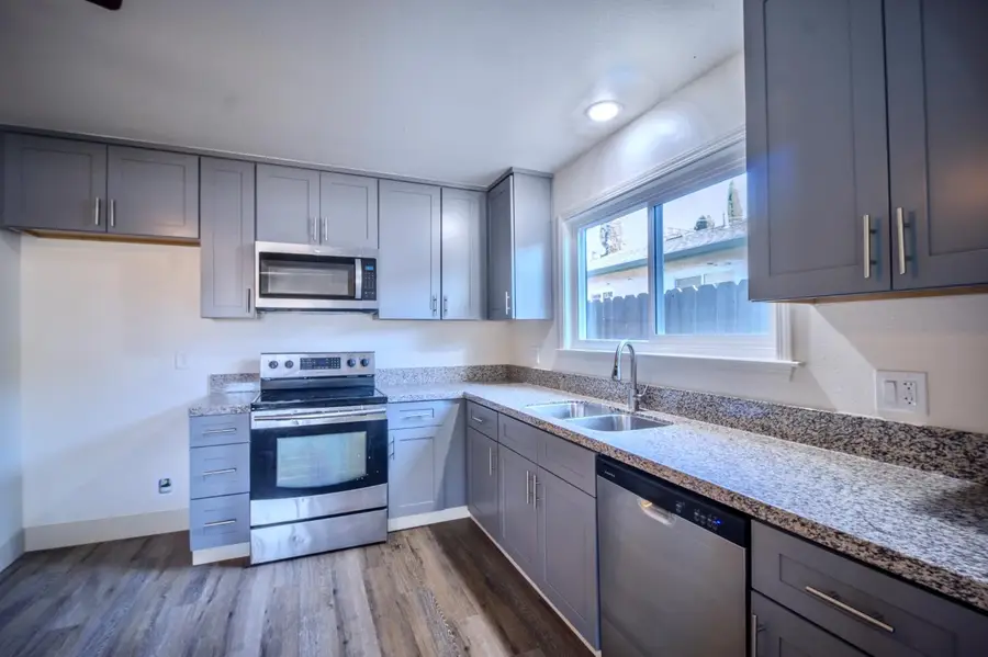 607 Diane Drive, Manteca, CA 95336 - Image #3