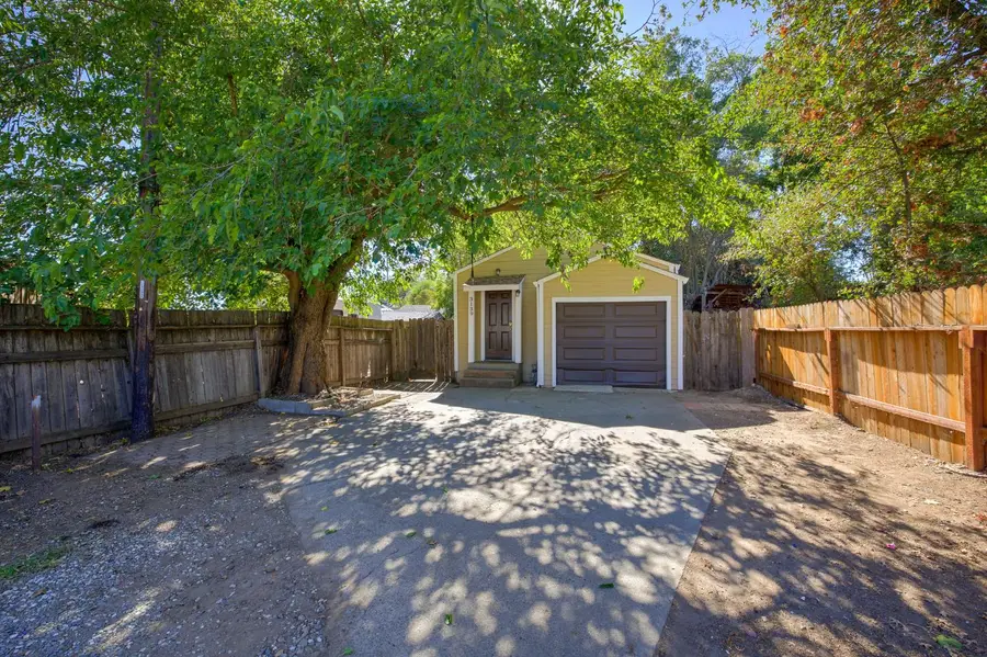 3139 Judah Street, Sacramento, CA 95815 - Image #2